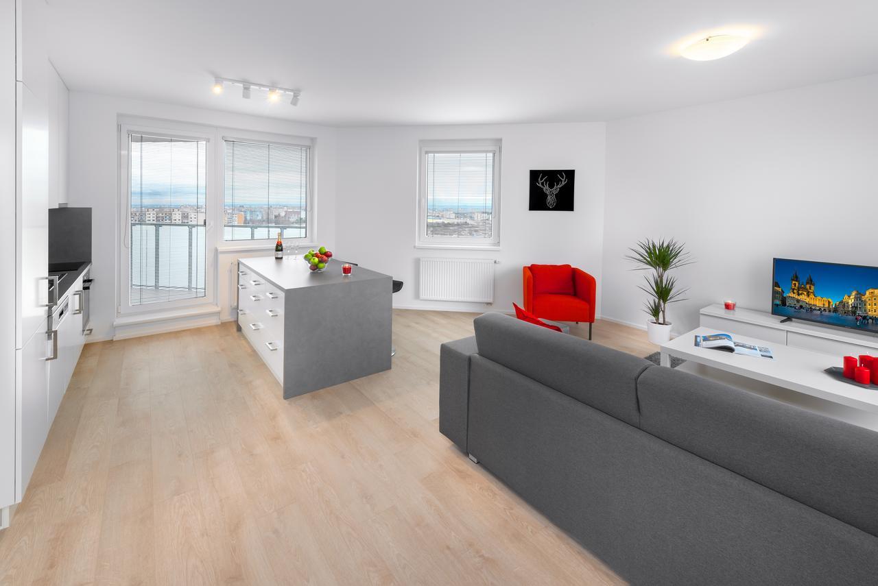 Citywest Apartments Prága Kültér fotó